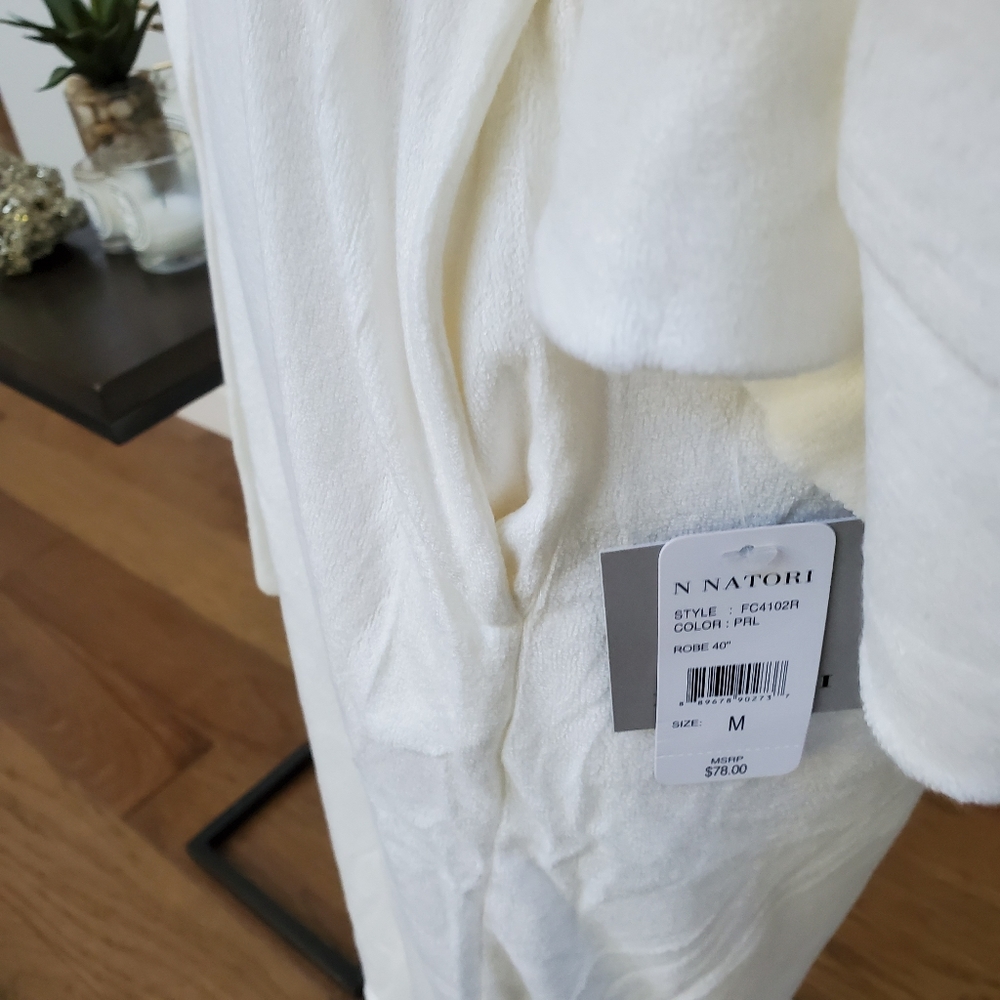 NWT White Terry Robe - Picture 4 of 8